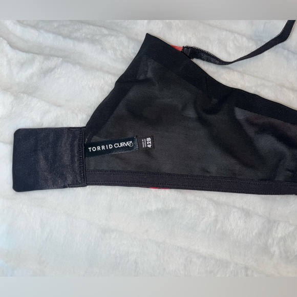 Absolutely Gorgeous Bra!Amazing hold!Push up bra Brand new & I have a few sizes - Picture 7 of 12